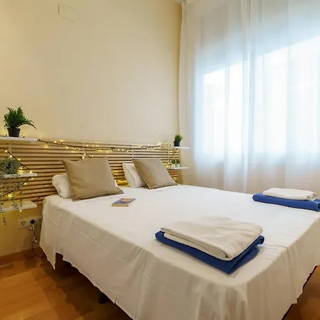 Bright Two-bedroom In The Historic Center